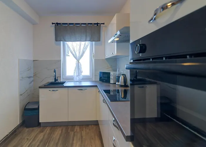 Ivan Apartman