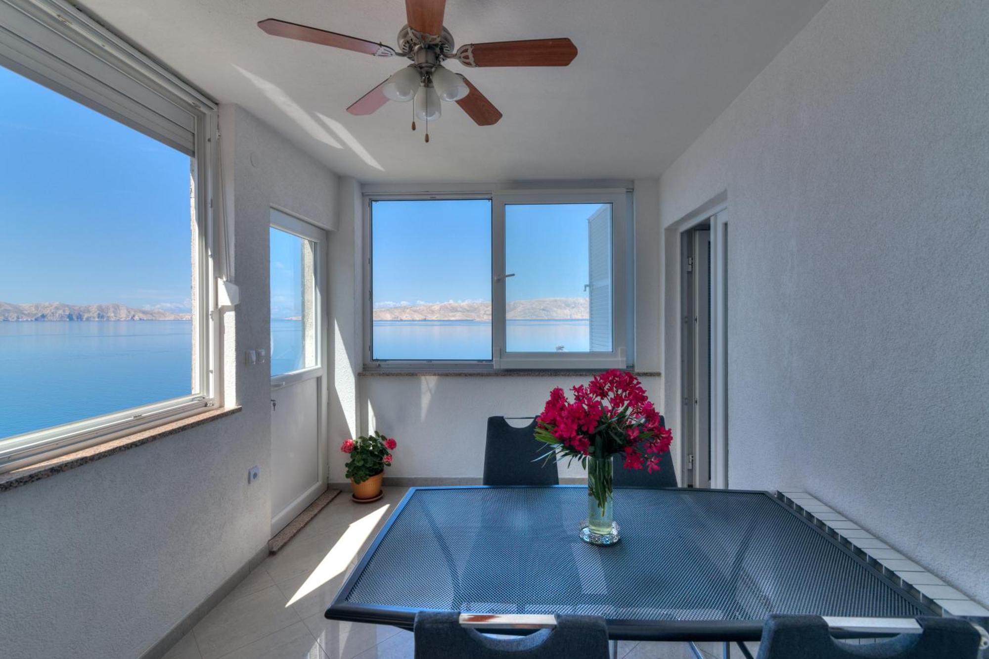Ivan Apartment *
